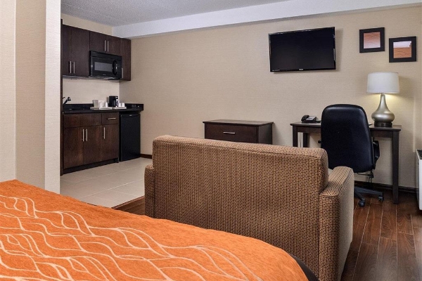 Comfort Inn Brampton
